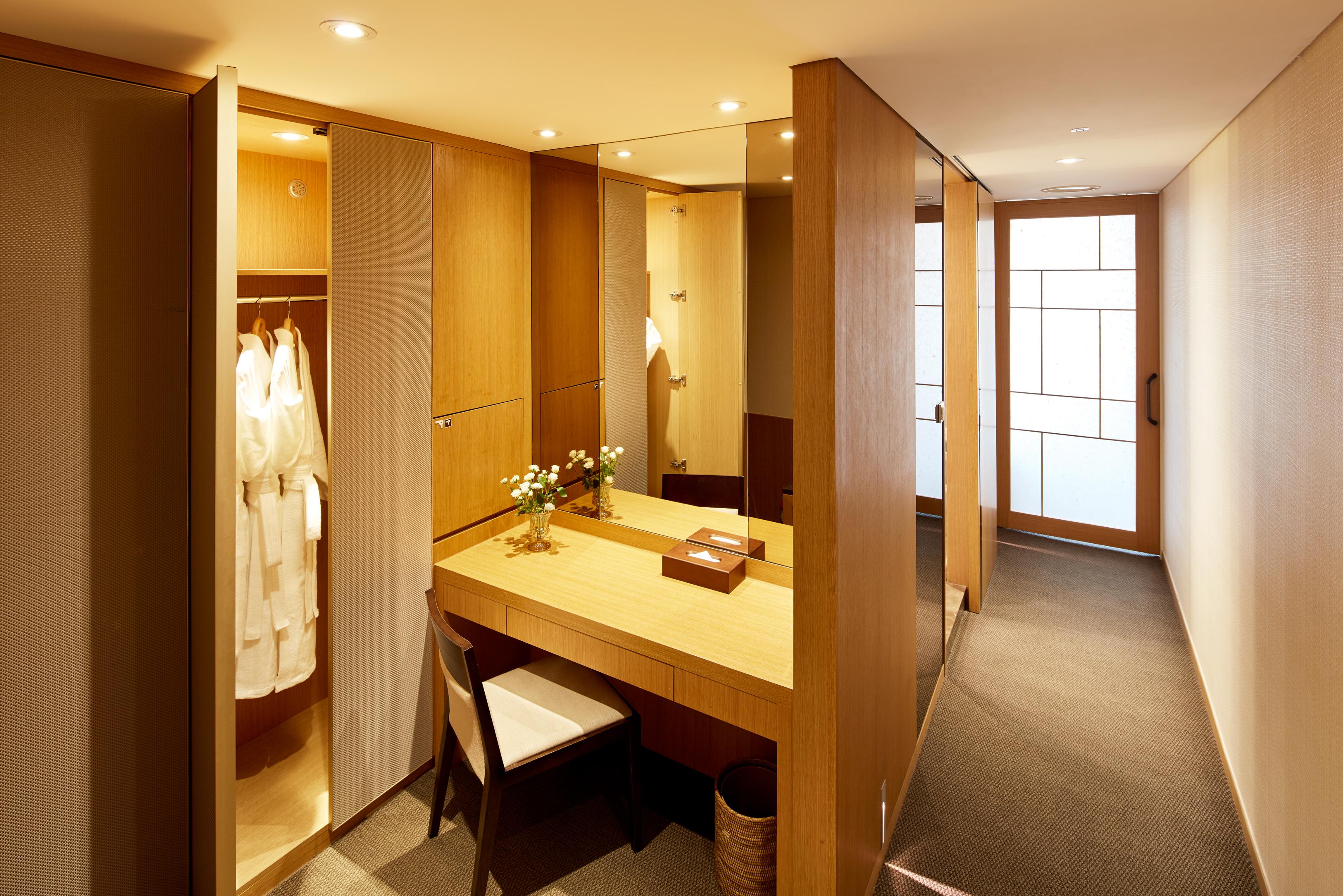 Hotel Pj Myeongdong Seoul Exterior photo