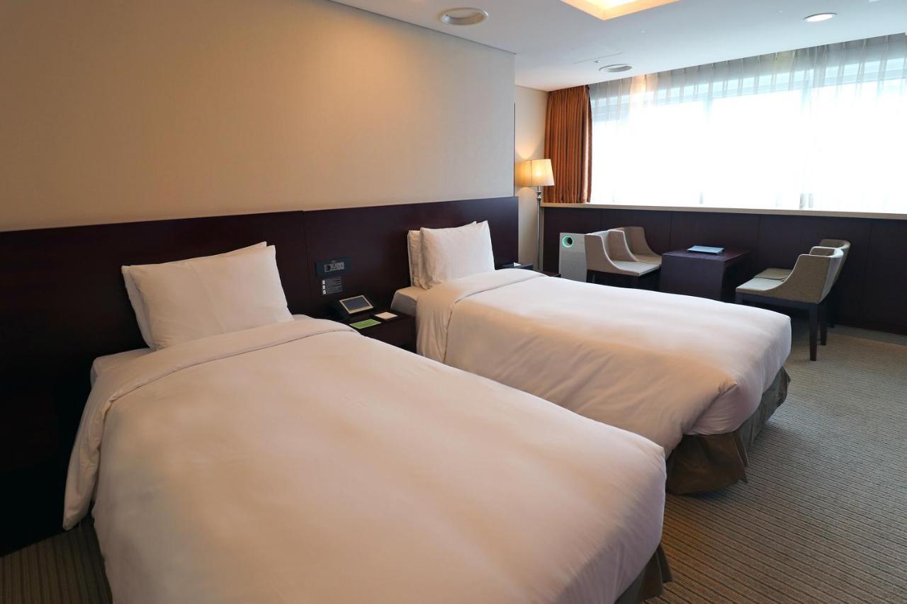 Hotel Pj Myeongdong Seoul Exterior photo