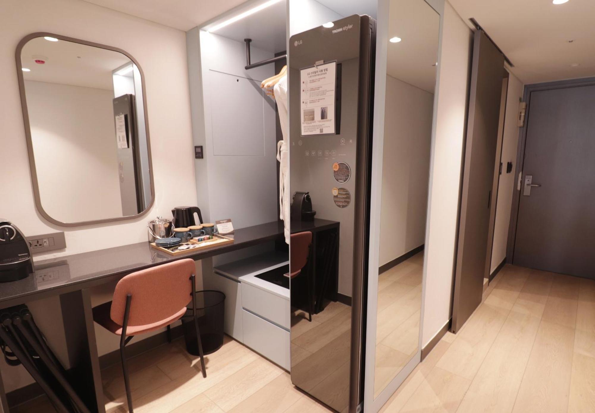 Hotel Pj Myeongdong Seoul Room photo