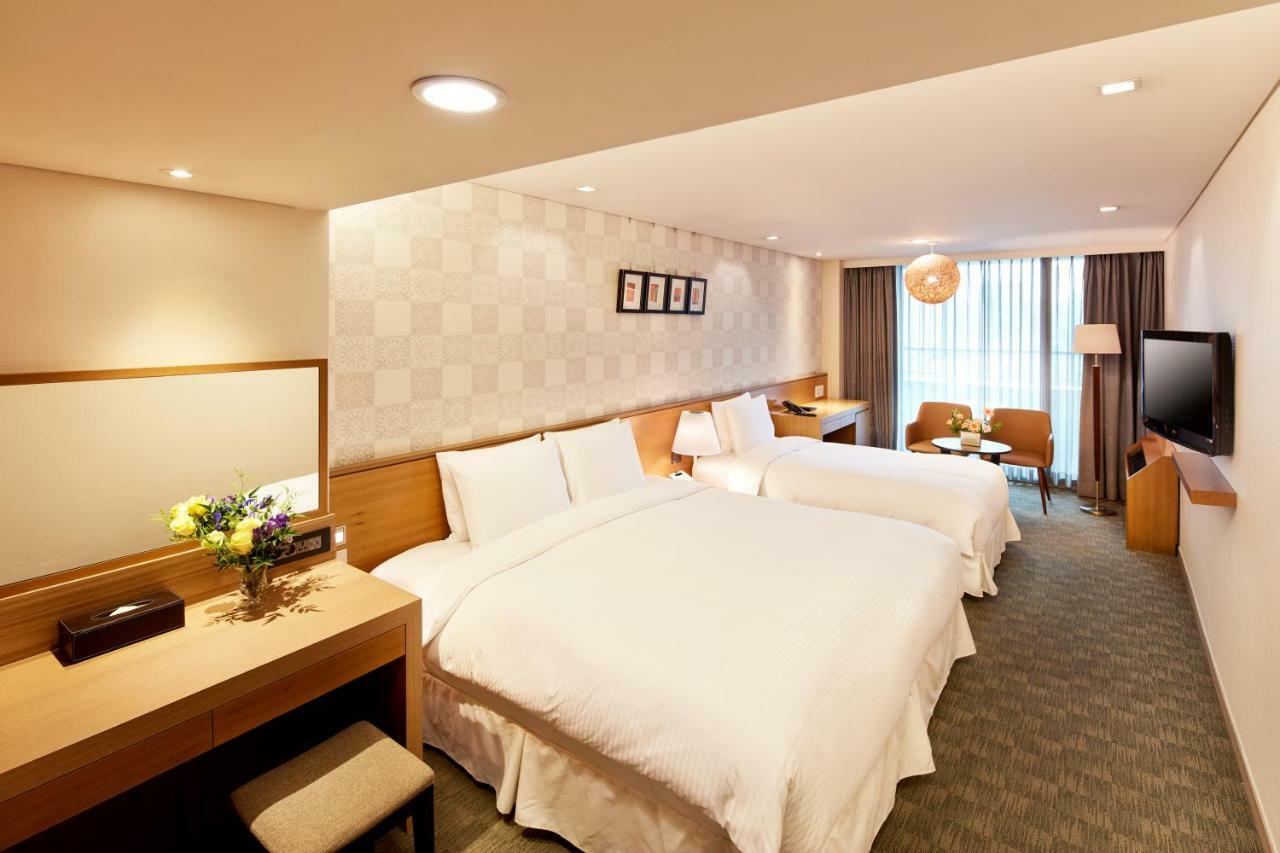 Hotel Pj Myeongdong Seoul Exterior photo
